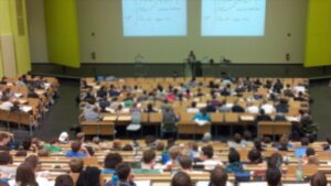 Aile ve Sosyal Hizmetler Bakanlığı kuruluşlarında yetişen gençlerden 241’i üniversiteyi kazandı