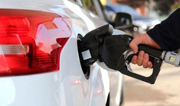 Benzine bir zam daha bekleniyor