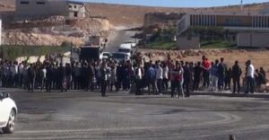 Urfa’da işten çıkarılan işçiler haklarını istiyor!