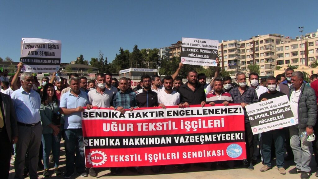 Şanlıurfa’da işten çıkarılan yüzlerce işçi hakkını arıyor!