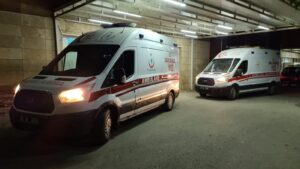 Viranşehir’de otomobiller çarpıştı