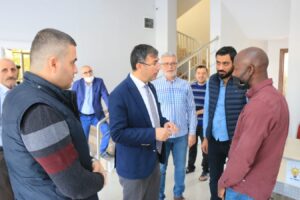 Şanlıurfa’da Yabancı uyruklu vatandaşlardan AK Parti’ye ziyaret