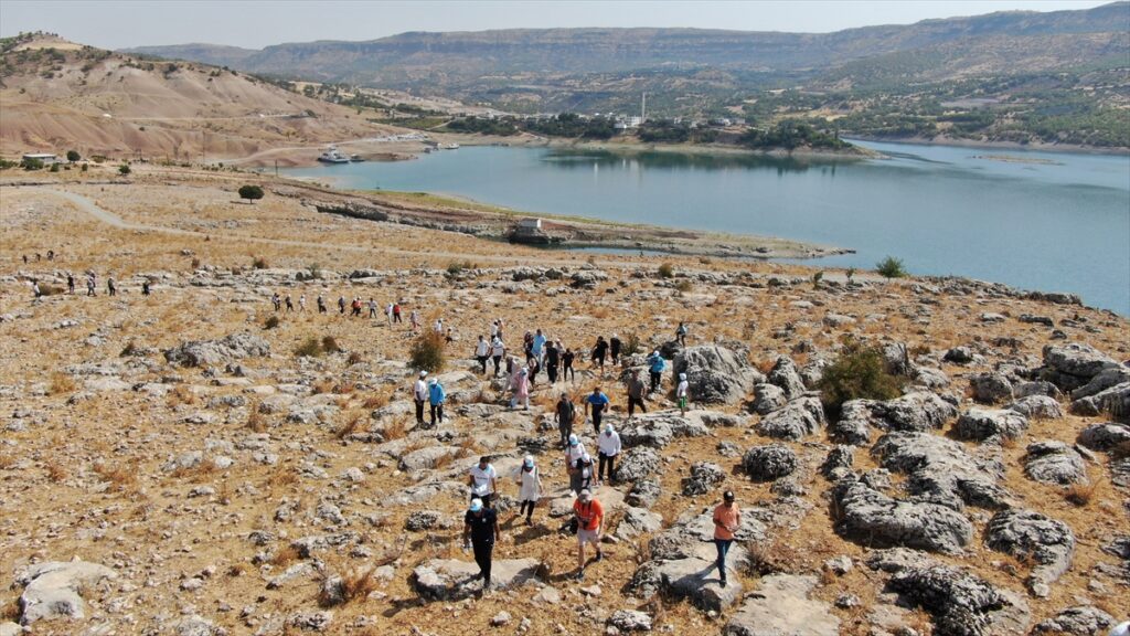 Şanlıurfa’da sağlıkçılar obeziteye dikkati çekmek için yürüdü
