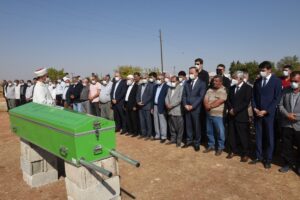 Şanlıurfa Valisi Erin, kazada hayatını kaybeden öğrencinin cenazesine katıldı