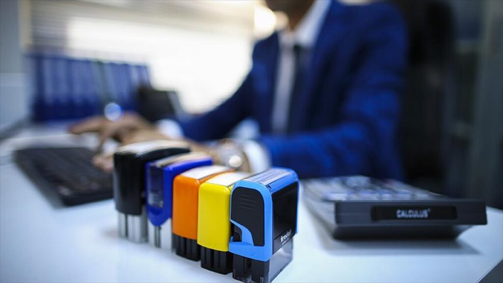 Memurun fazla mesai ücreti gelecek yıl zamlanıyor