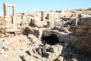 Şuayb Antik Kenti, surları ve dehlizleriyle ilgi çekiyor