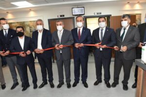 Şanlıurfa’da Balıklıgöl Devlet Hastanesinin yenilenen servisleri hizmete açıldı