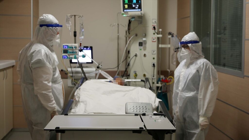 Türkiye’de 25 bin 528 kişinin Kovid-19 testi pozitif çıktı, 229 kişi hayatını kaybetti