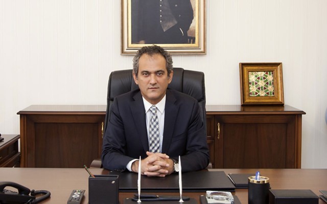 Bakan Özer: “Kuralları uygulayarak okulları açık tutabiliriz”