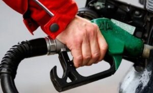 Benzine zam yolda: 1,79 lira artış bekleniyor!