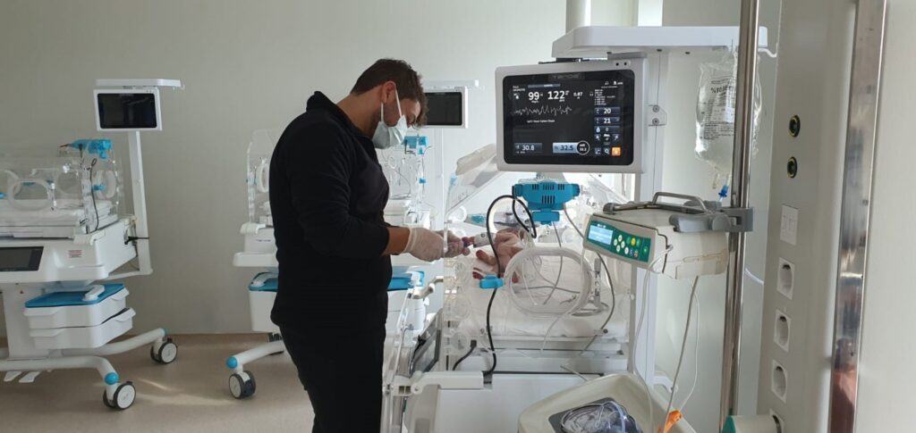 Ceylanpınar’da yenidoğan yoğun bakım ünitesi açıldı