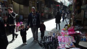 Dolar Şanlıurfalı esnafı vurdu