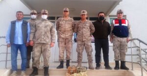 Halfeti’de iki kınalı keklik yakalandı