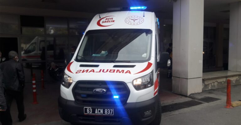 Şanlıurfa Karaköprü’de Bıçaklı Kavga 1 yaralı