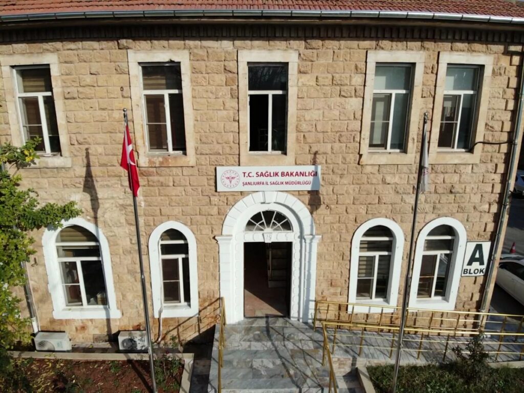 Urfa’da nöbetçi eczane sayısı artırıldı