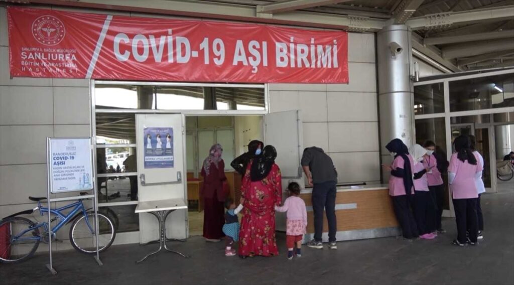 Aşılamada “kırmızı” kategorideki Şanlıurfa’da annelere ve hamilelere aşı çağrısı