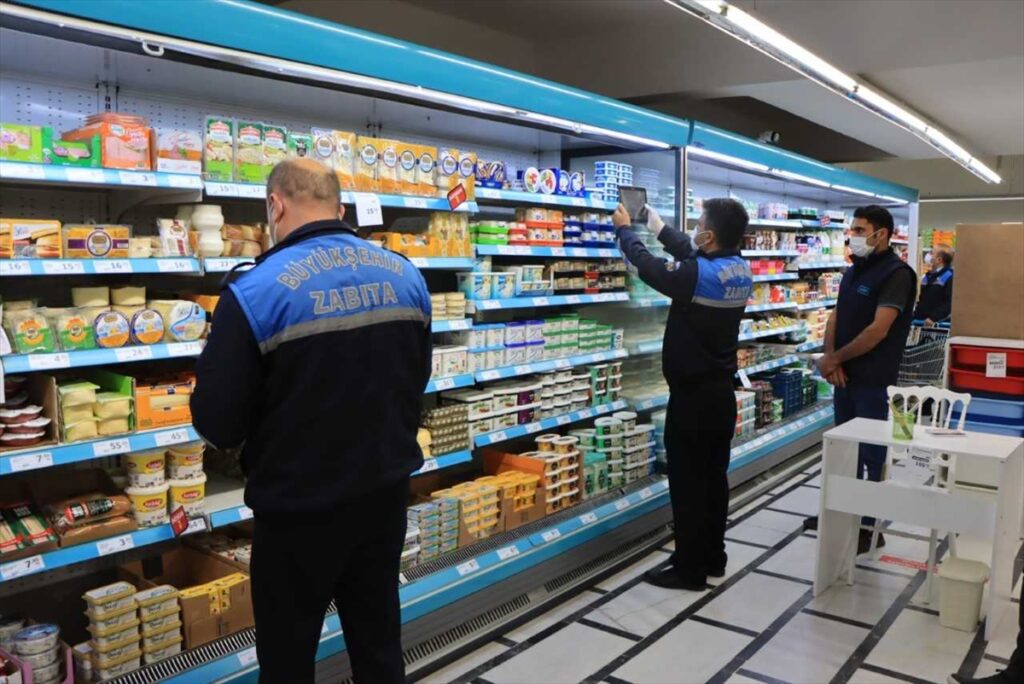 Şanlıurfa’da zincir marketlerde fiyat denetimi yapıldı