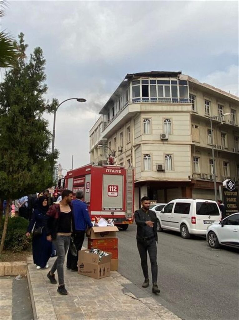 Şanlıurfa’da otelde çıkan yangın söndürüldü