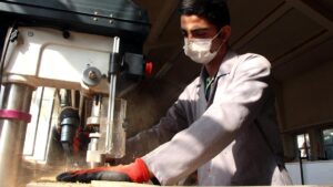 Bakan Özer, Karaköprü GAP Mesleki ve Teknik Anadolu Lisesinin 9 milyon 407 bin liralık üretimle üçüncü oldu