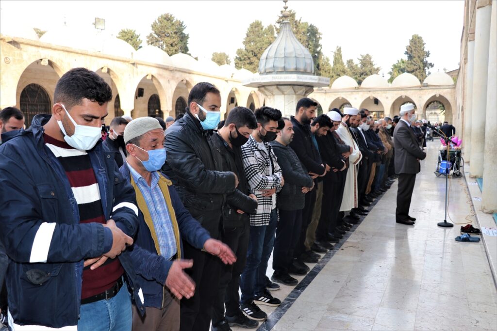 Şanlıurfa’da Sezai Karakoç için gıyabi cenaze namazı kılındı