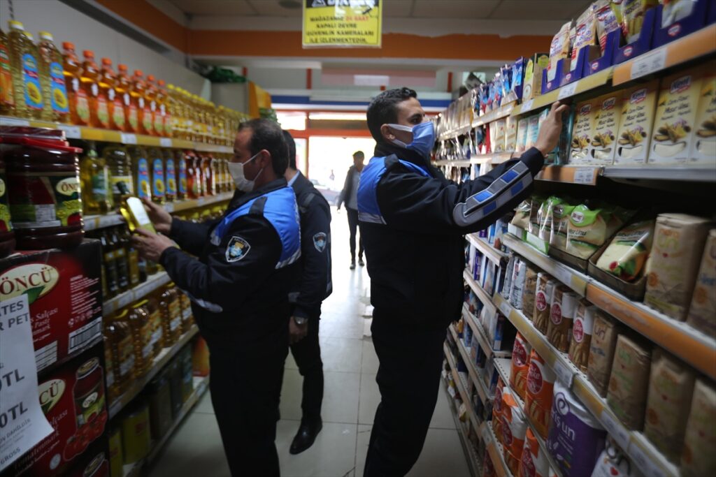 Şanlıurfa’da marketler denetlendi