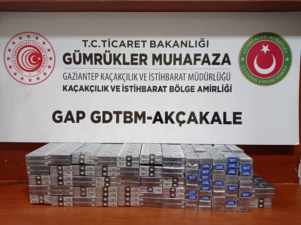 Akçakale Gümrük Kapısı’nda kaçak sigara ele geçirildi