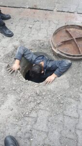 Şanlıurfa’da kablo çalarken suçüstü yakalanan 2 zanlı tutuklandı