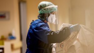 Türkiye’de 24 bin 317 kişinin Kovid-19 testi pozitif çıktı, 189 kişi yaşamını yitirdi