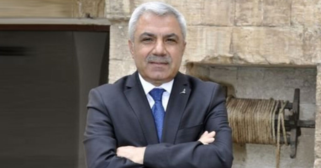 Şanlıurfa Büyükşehir Yazarlara İşportacı Dedi