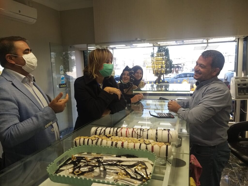 Şanlıurfa’da Deva Partisi  toplumun tüm kesimleri ile yüz yüze görüşüyor