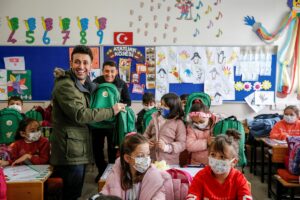 Orman Genel Müdürlüğünden fidan talep eden Nurcan öğretmene sürpriz