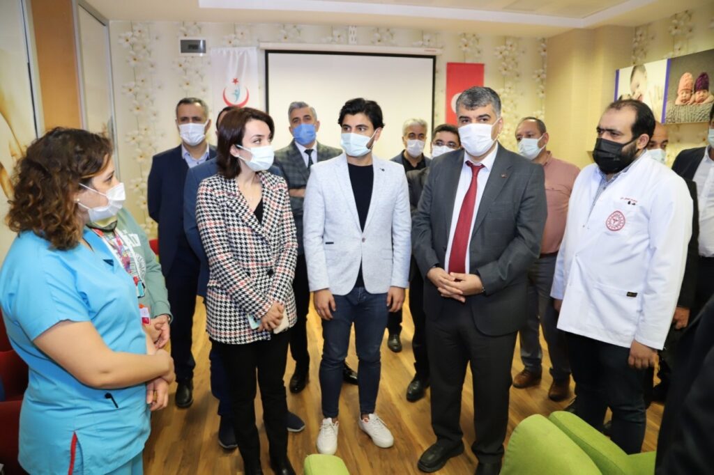 Anne Adayları Gebe Okulu’nda Bilgileniyor