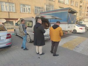 Haliliye’de park halinde araçta hırsızlık