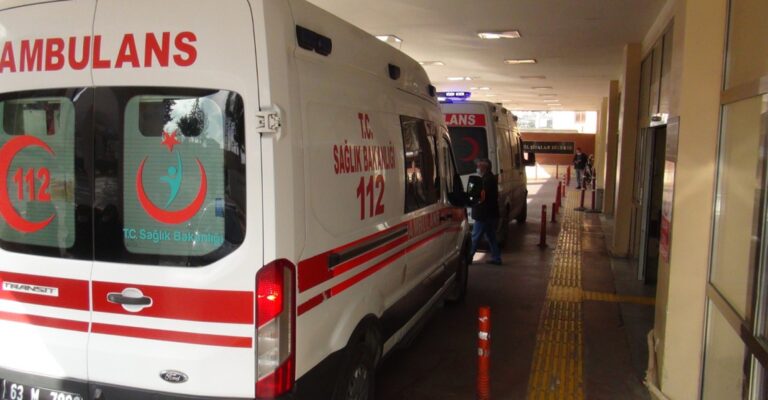 Urfa’da İnşaattan Düşen İşçi Ölümden Döndü