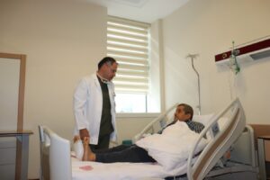 Kalça Protezi Ameliyatıyla Sağlığına Kavuştu