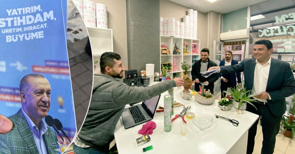 Karaköprü Ak Parti, Yatırımları Broşür Dağıtarak Anlatıyor