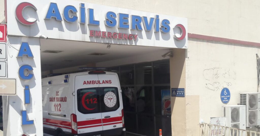 Karaköprü’de Araç Yayaya Çarptı