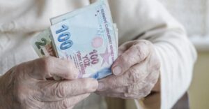 Memur Ve Emeklinin Gözü Zamda