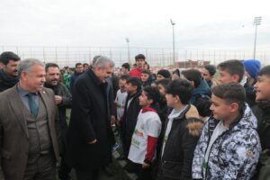 Beyazgül, sporcularla bir araya geldi