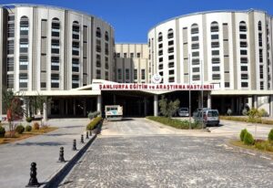 Eyyübiye’de liseli kız okulda ilaç içerek intihara kalkıştı