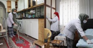 Haliliye’de yaşlı ve muhtaç vatandaşlara evde bakım hizmeti