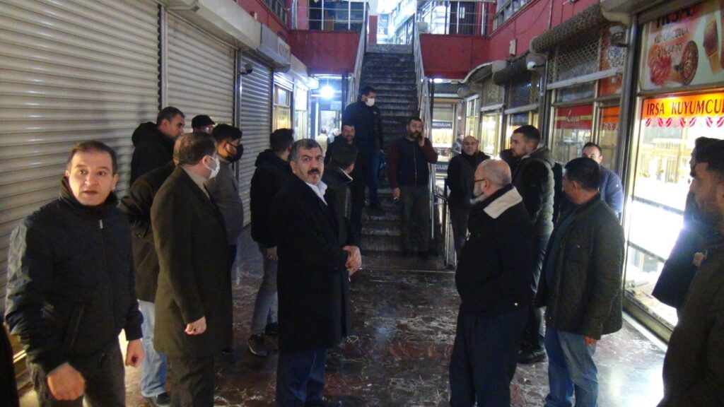 Urfa’da Kuyumcular Çarşısı esnafından Başkan Beyazgül’e tepki