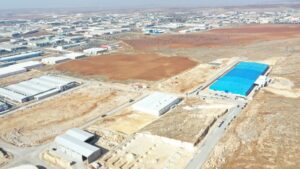 Gençlere istihdam sağlayacak fabrika yükseliyor