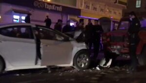 Urfa’da Kafa kafaya çarpıştılar! Yaralı var