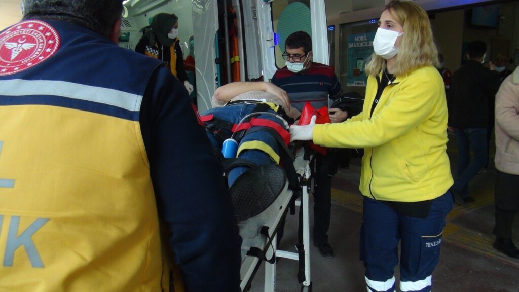 Karaköprü’de motosiklet takla attı!