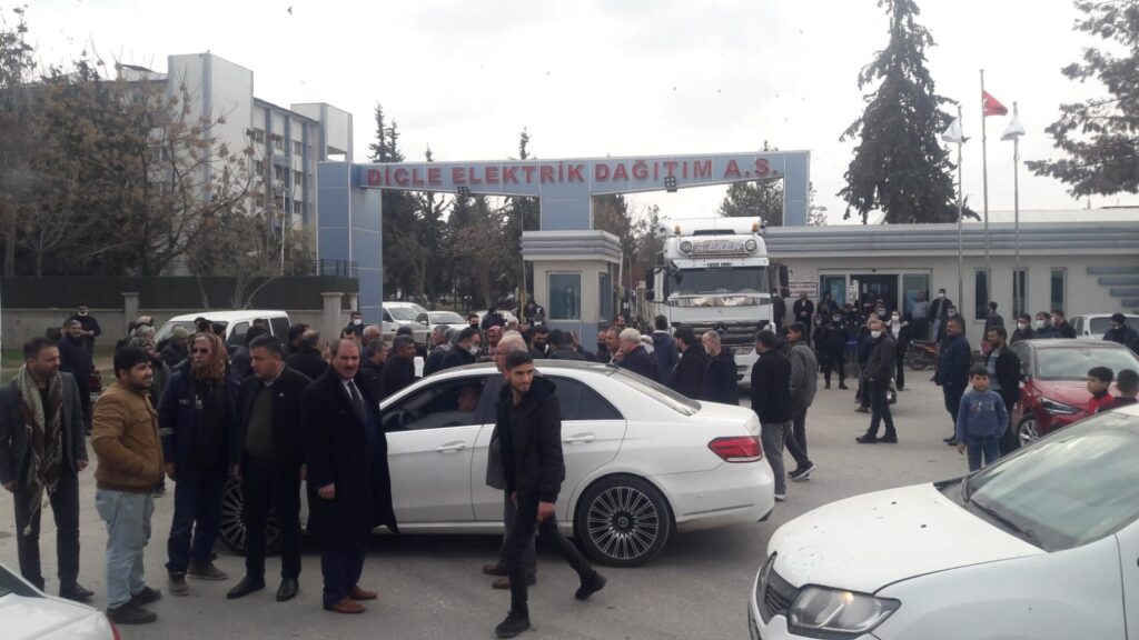 Urfa’da vatandaş ve esnafın fatura isyanı