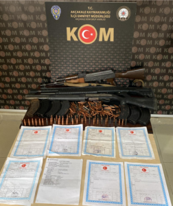 Akçakale’de tefecilere operasyon!