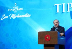 Sağlık çalışanlarına yeni düzenleme