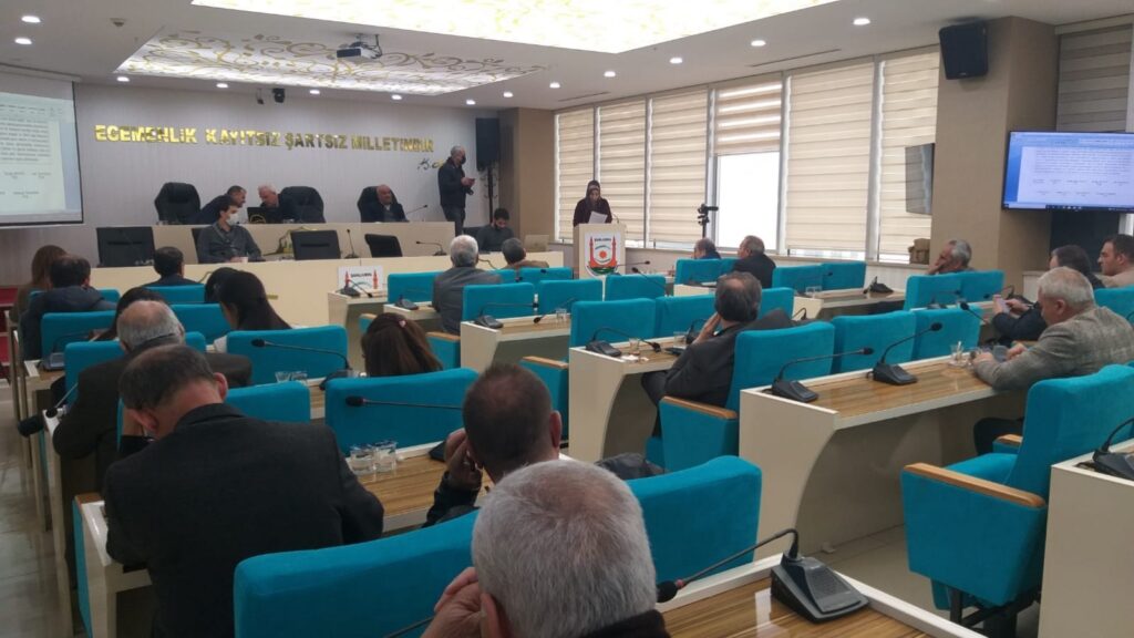 Şanlıurfa’da gündemde olan ‘çarşı’ meclise de taşındı