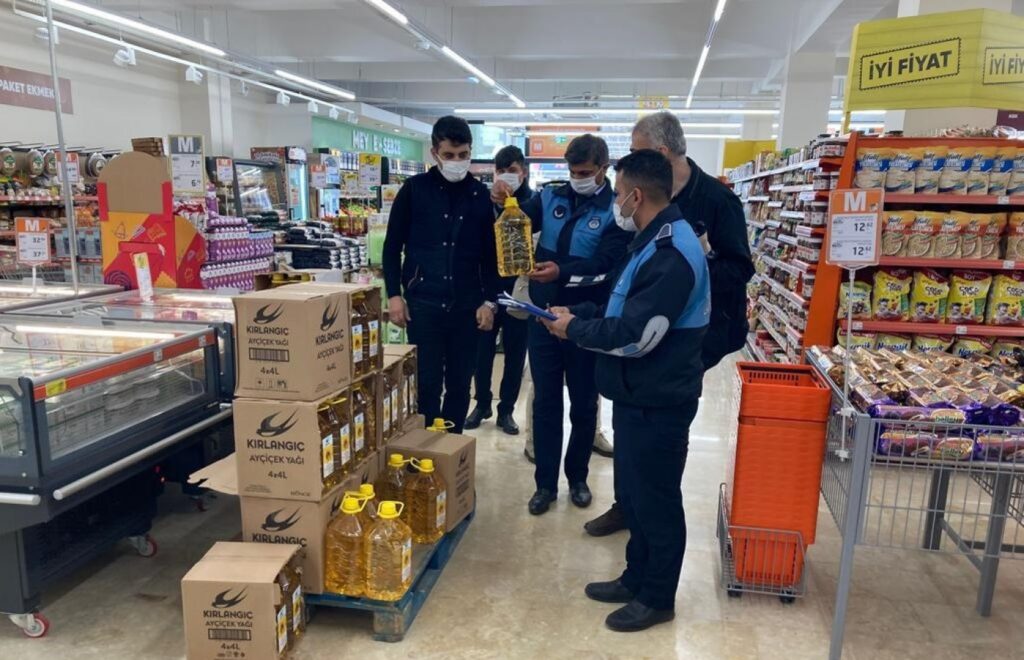 Şanlıurfa’da yüzlerce market denetlendi